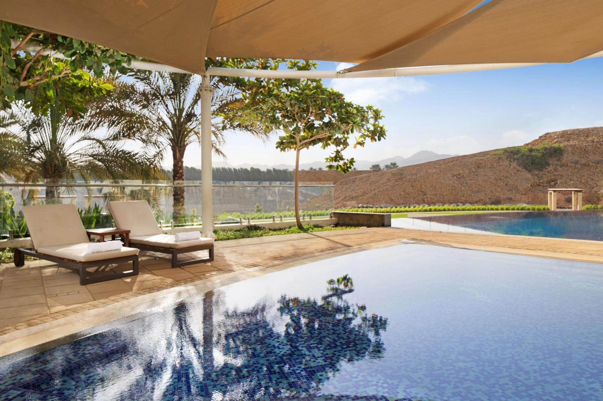 Jw Marriott Hotel Muscat Exterior photo