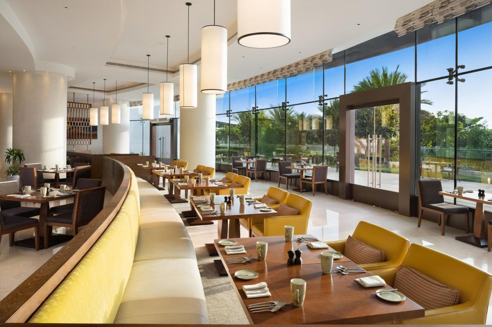 Jw Marriott Hotel Muscat Exterior photo