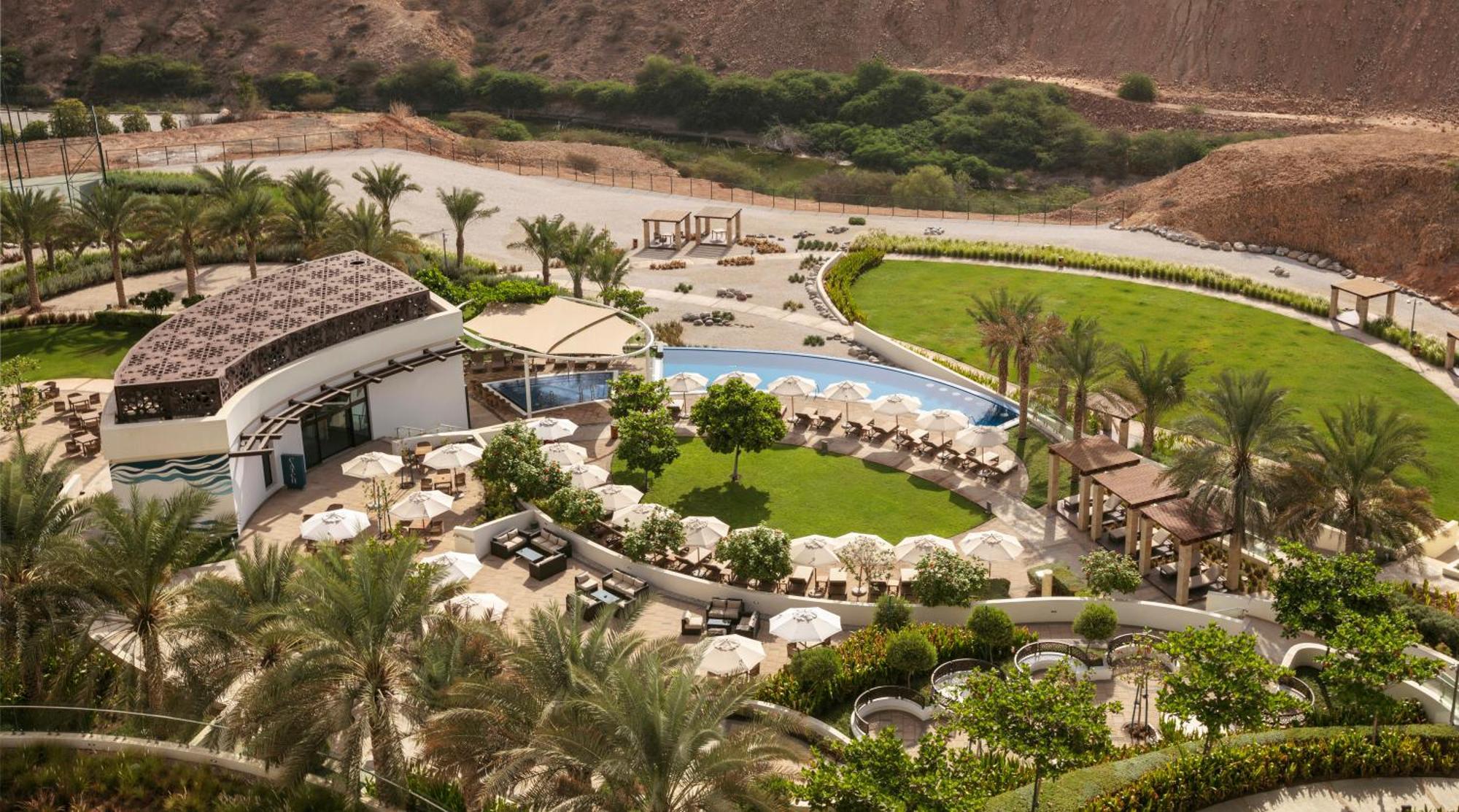 Jw Marriott Hotel Muscat Exterior photo